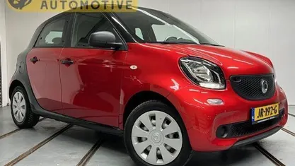 Occasion Smart ForFour Pure 71 PK (52 kW) 2016 Rood Hatchback