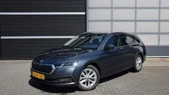 Gebruikt 2020 Skoda Octavia First Edition Stationwagen | € 18.700 (Eerlijke prijs)