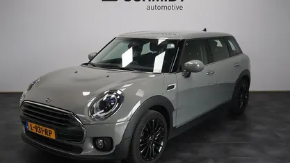 Grijs Occasion 2021 Mini One Clubman Business Stationwagen | € 19.995 (Eerlijke prijs)