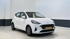 Wit Gebruikt 2022 Hyundai i10 Comfort Hatchback | € 11.949 (Eerlijke prijs)