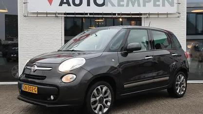 Grijs Gebruikt 2015 Fiat 500L Lounge MPV | € 9.900 (Eerlijke prijs)