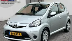 Grijs Gebruikt 2012 Toyota Aygo Hatchback | € 3.449 (Goede deal)
