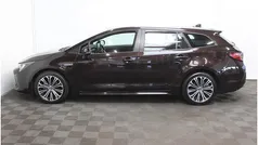 Bruin Gebruikt 2019 Toyota Corolla Edition Stationwagen | € 18.600 (Goede deal)