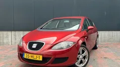 Rood, metallic lak Gebruikt 2007 Seat Leon Hatchback | € 1.999 (Eerlijke prijs)