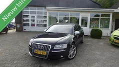 Zwart Gebruikt 2007 Audi S8 S-Line Sedan | € 21.950