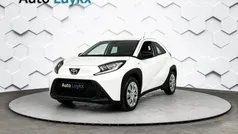 Wit Gebruikt 2023 Toyota Aygo Connect Style Hatchback | € 18.940 (Goede deal)