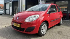 Rood Gebruikt 2008 Renault Twingo Authentique Hatchback | € 2.345 (Eerlijke prijs)