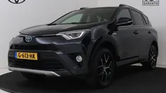 Gebruikt 2017 Toyota RAV4 Hybrid Style SUV | € 24.495 (Goede deal)