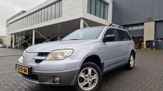 Grijs Gebruikt 2008 Mitsubishi Outlander Invite+ SUV | € 2.650 (Eerlijke prijs)