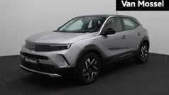 Grijs Gebruikt 2022 Opel Mokka-e Elegance SUV | € 18.400 (Eerlijke prijs)