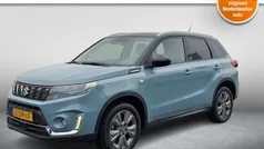 Gebruikt 2024 Suzuki Vitara SUV | € 28.650 (Eerlijke prijs)