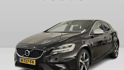 Occasion 2020 Volvo V40 Hatchback | € 18.699 (Eerlijke prijs)