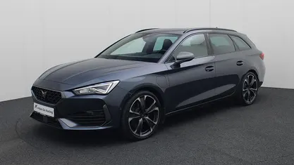 Grijs Gebruikt 2024 Cupra Leon VZ Stationwagen | € 32.440 (Eerlijke prijs)