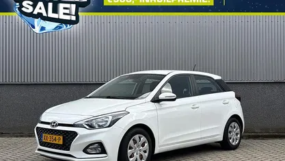 Wit Occasion 2019 Hyundai i20 Comfort Hatchback | € 14.440 (Eerlijke prijs)