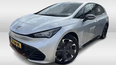 Grijs Gebruikt 2024 Cupra Born Hatchback | € 29.750 (Eerlijke prijs)
