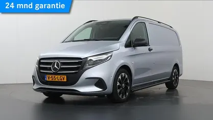 Zilver Occasion 2024 Mercedes Vito Van | € 53.950 (Goede deal)