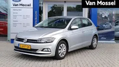 Grijs, metallic lak Gebruikt 2019 VW Polo Comfortline Hatchback | € 13.940 (Eerlijke prijs)