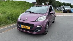 Paars Gebruikt 2013 Peugeot 107 Envy Hatchback | € 4.749 (Eerlijke prijs)