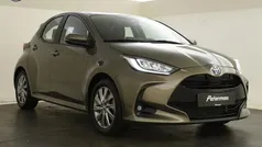 Gebruikt 2023 Toyota Yaris Hybrid Active Hatchback | € 21.899 (Eerlijke prijs)