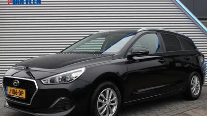 Zwart Occasion 2020 Hyundai i30 Comfort Stationwagen | € 16.945 (Eerlijke prijs)