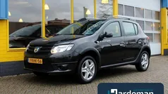 Gebruikt 2013 Dacia Sandero Lauréate Hatchback | € 4.600 (Eerlijke prijs)