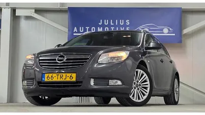 Grijs Gebruikt 2012 Opel Insignia Business Edition Stationwagen | € 5.793 (Eerlijke prijs)