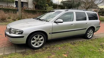 Grijs Occasion 2000 Volvo V70 Stationwagen | € 1.650 (Eerlijke prijs)