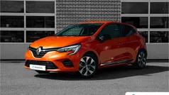 Oranje Gebruikt 2022 Renault Clio V Evolution Hatchback | € 17.095 (Super prijs)