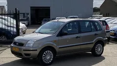 Grijs Gebruikt 2004 Ford Fusion Ghia MPV | € 3.250 (Eerlijke prijs)
