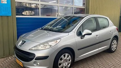Occasion Peugeot 207 73 PK (53 kW) 2009 Grijs Hatchback