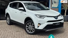 Gebruikt 2016 Toyota RAV4 Style SUV | € 20.950 (Eerlijke prijs)