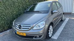 Mercedes B200