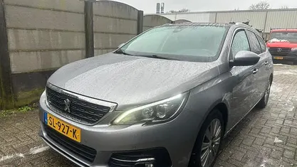 Occasion Peugeot 308 SW Premium 120 PK (88 kW) 2018 Stationwagen