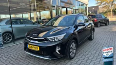 Zwart Gebruikt 2023 Kia Stonic SUV | € 17.750 (Goede deal)