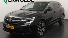 Zwart Gebruikt 2023 Renault Austral Iconic SUV | € 36.795 (Eerlijke prijs)