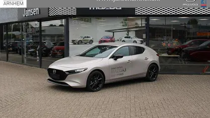Occasion 2025 Mazda 3 Nagisa Hatchback | € 34.900 (Eerlijke prijs)