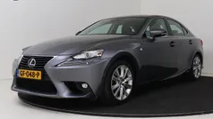 Gebruikt 2015 Lexus IS300h Sedan | € 19.950 (Eerlijke prijs)