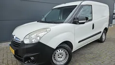 Wit Gebruikt 2017 Opel Combo MPV | € 4.445 (Goede deal)