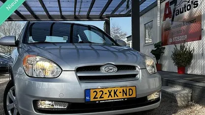Occasion Hyundai Accent 97 PK (71 kW) 2007 Grijs Hatchback