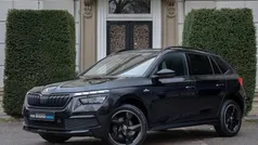 Zwart, metallic lak Gebruikt 2022 Skoda Kamiq Monte Carlo SUV | € 24.940 (Eerlijke prijs)