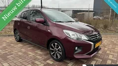 Paars Gebruikt 2020 Mitsubishi Space Star Instyle Hatchback | € 13.940 (Goede deal)