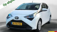 Gebruikt 2022 Toyota Aygo X-play Hatchback | € 13.200 (Super prijs)