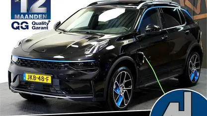 Zwart Gebruikt 2023 Lynk & Co 01 SUV | € 27.888 (Eerlijke prijs)