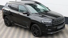 Zwart, metallic lak Gebruikt 2022 Jeep Compass SUV | € 27.945 (Eerlijke prijs)