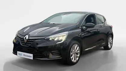 Noir étoilé gne Occasion 2022 Renault Clio V Intens Hatchback | € 18.740 (Eerlijke prijs)