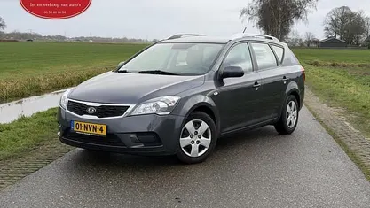 Grijs Occasion 2010 Kia Ceed Hatchback | € 3.450 (Eerlijke prijs)