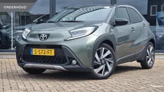 Groen Gebruikt 2023 Toyota Aygo Envy Hatchback | € 20.950 (Eerlijke prijs)
