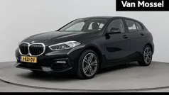 Zwart Gebruikt 2020 BMW 118 Executive Hatchback | € 23.940 (Eerlijke prijs)