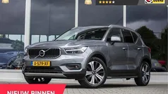 Grijs Gebruikt 2019 Volvo XC40 Inscription SUV | € 21.850 (Eerlijke prijs)