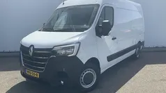 Wit Gebruikt 2023 Renault Master Van | € 22.950 (Eerlijke prijs)